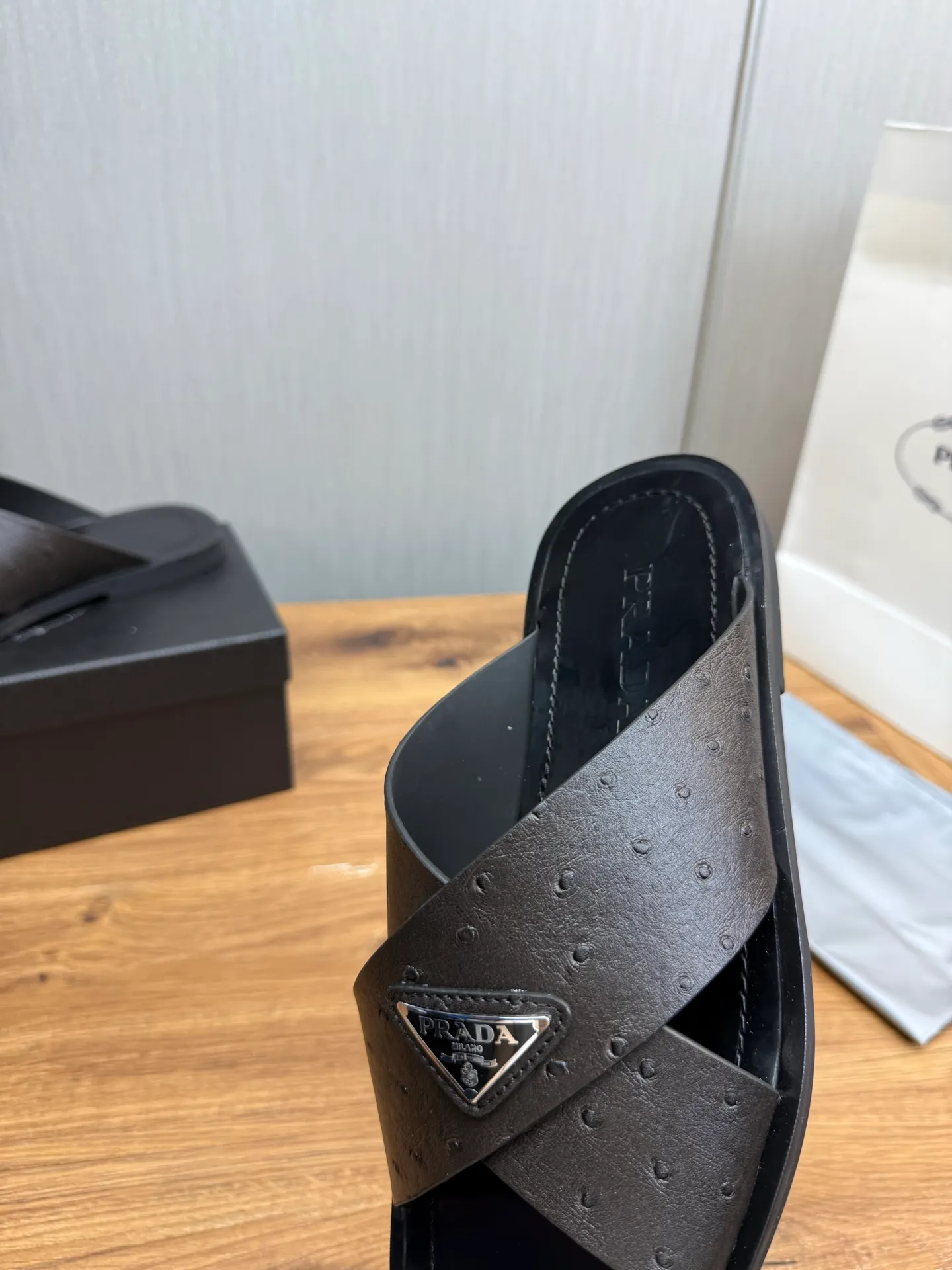 Factory price 340💰 ＰＲＡＤＡPrada - popular men's slippers hot sale 🔥 🩴Official website one to one production 38-45 sizes 45 46 🉑️Customized!
